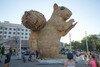 скульптура Белка в Алматы