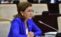 Дарига Назарбаева предлагает усилить контроль над аптеками